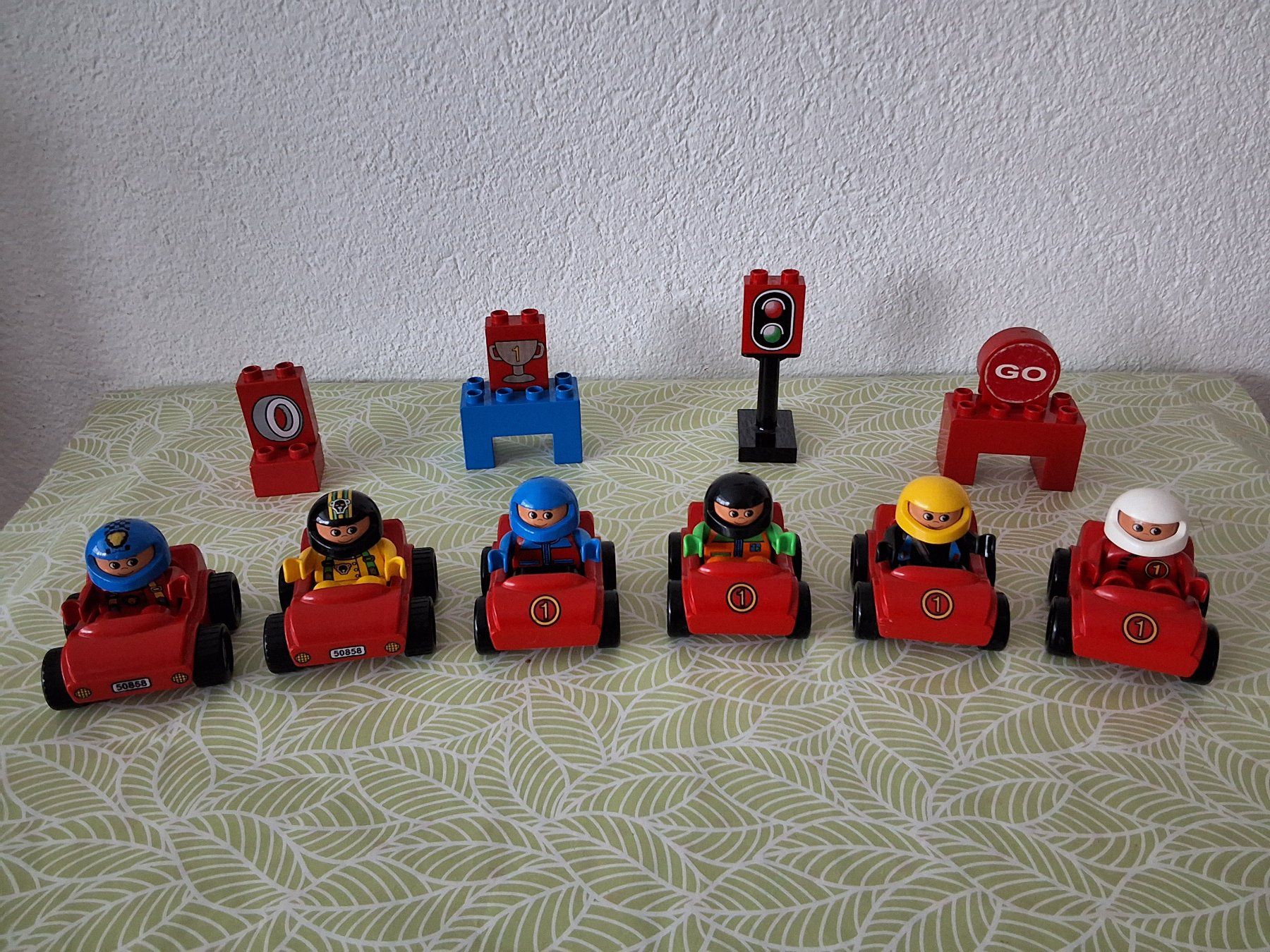 Lego Giocattoli: Lego Duplo Racinng-Team lll rot – Usato da Liebefeld venduto da moony4blue