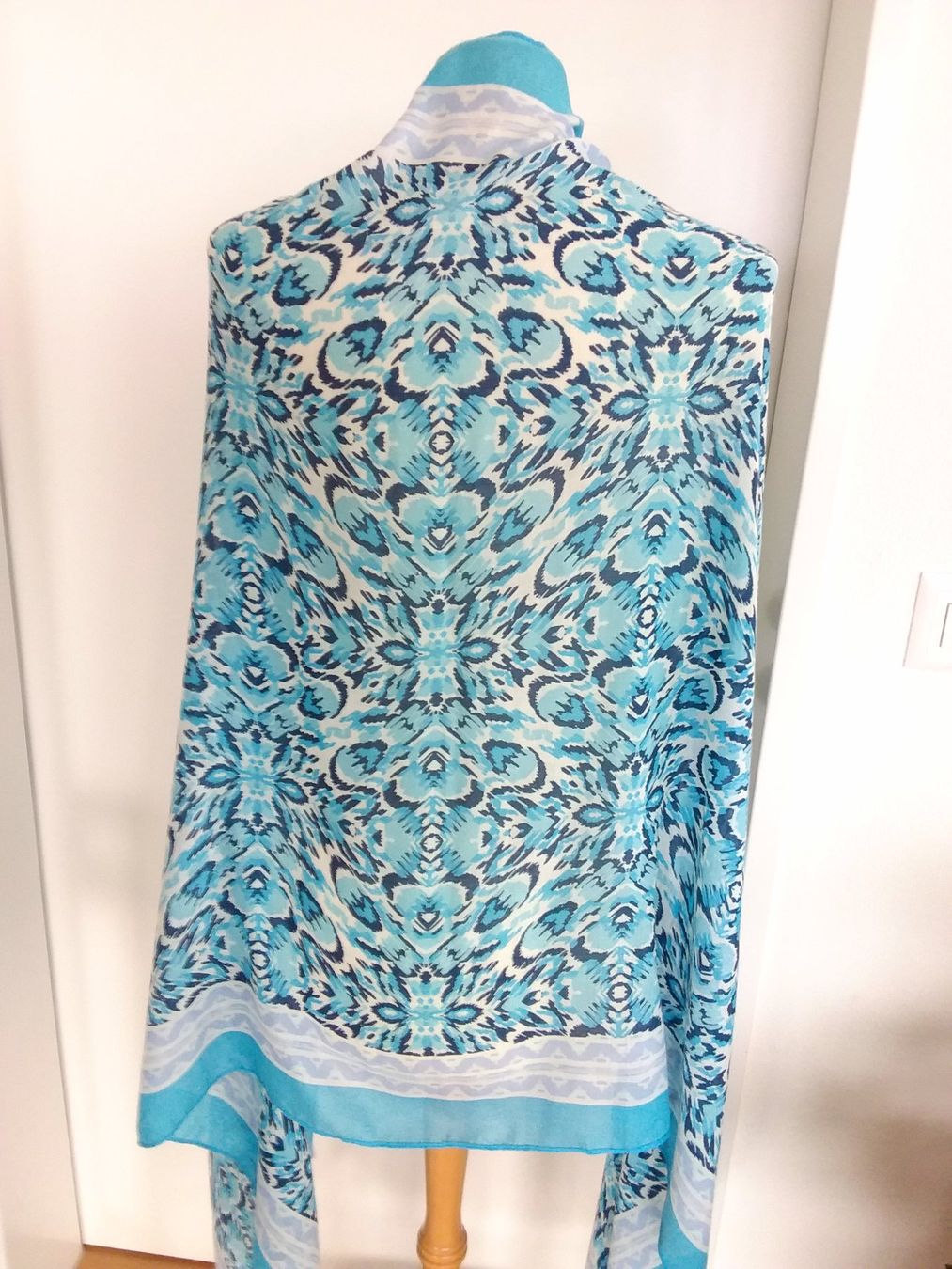Foulard & Sciarpe: langer Schal  186 x 85 cm – Usato da Immensee venduto da Btrutmann 1