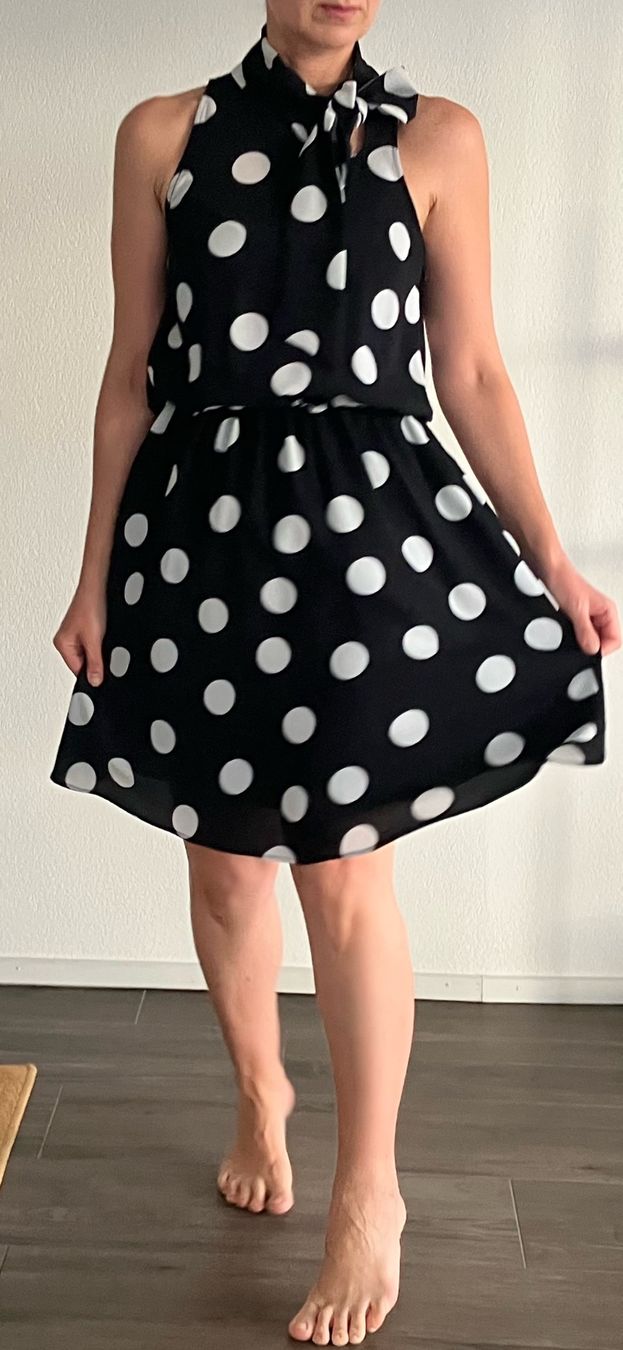 Liu Jo Vestiti: Liu Jo black dress – Usato da Dübendorf venduto da ful_572w