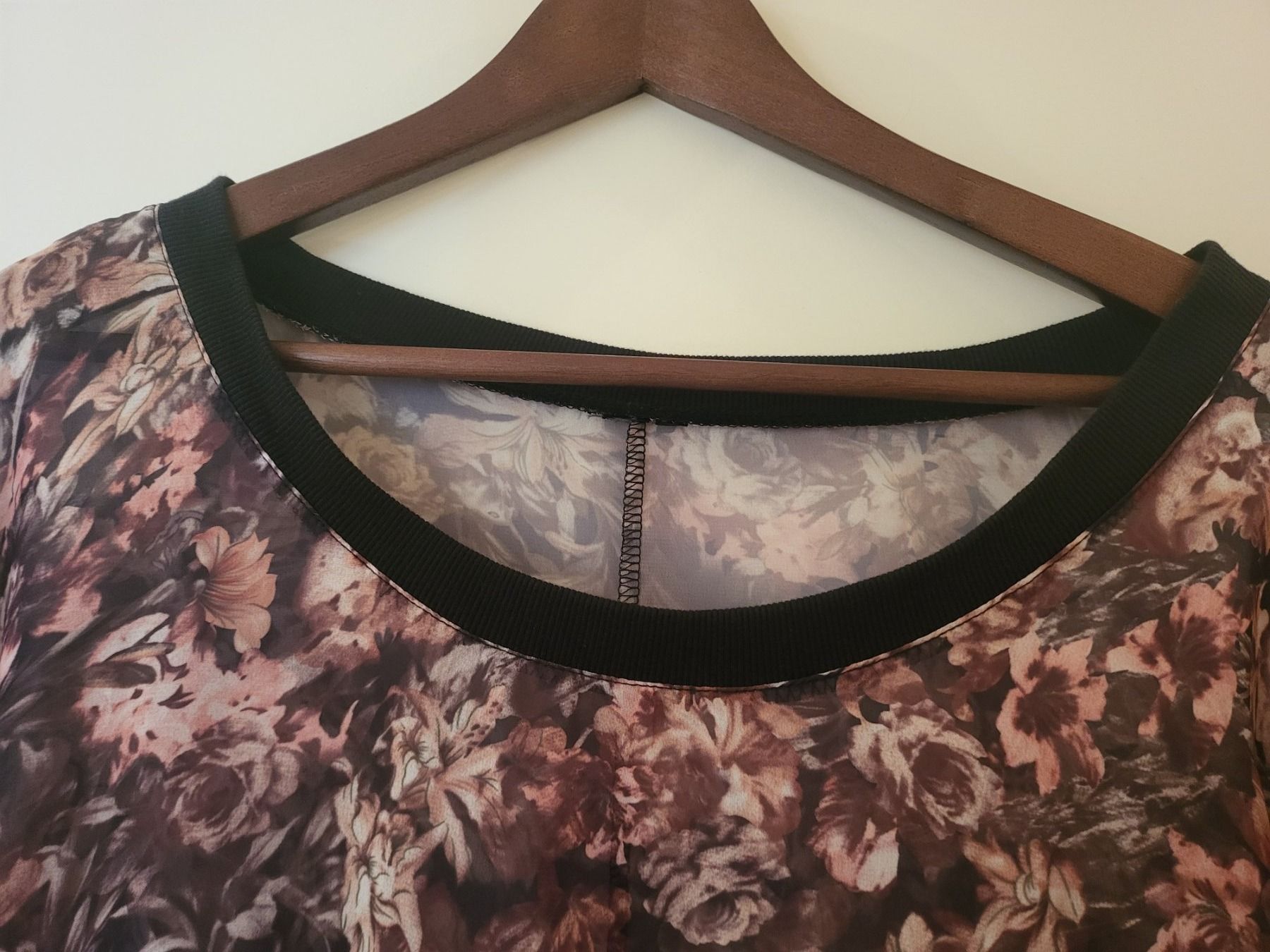 Camicette: Schöne Vintage Bluse – Usato da Basel venduto da sci_67ms 1