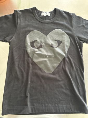 Comme des Garçons PLAY