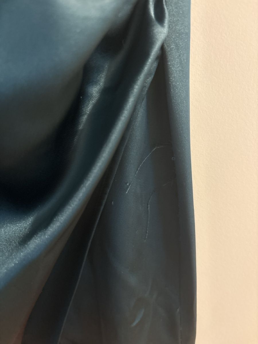 Zara Robes: Zara Satin-Kleid / XS – D'occasion à Buchs ZH par els_mgj9 2