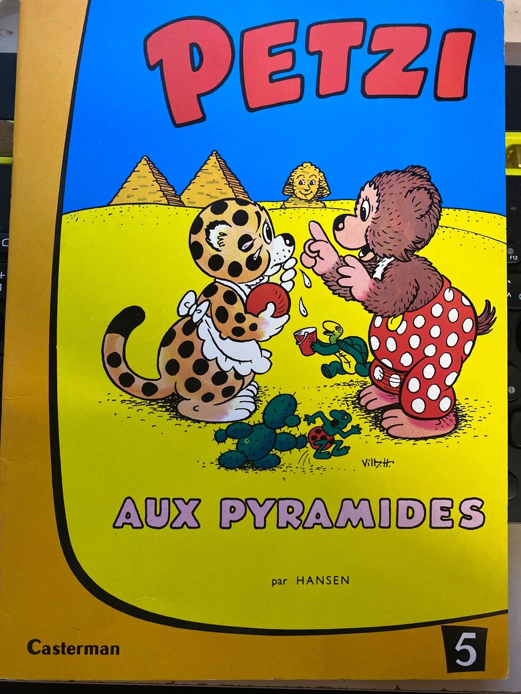 Comics: Petzi aux Pyramides, Tome 5, Casterman – Gebraucht aus Le Brassus von cinema13