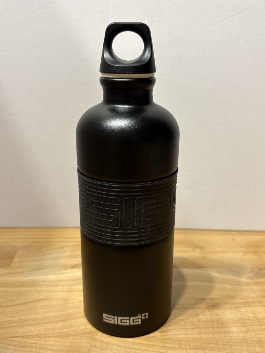 Sigg Borracce & Thermos: Trinkflasche von Sigg / 5 dl. – Usato da Rümlang venduto da resale35