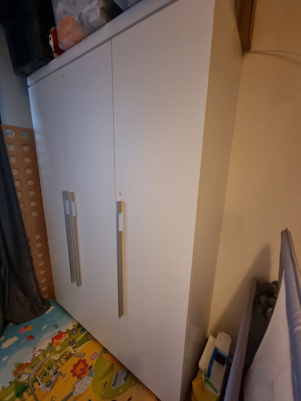 Cassettiere: Kommode + Kleiderschrank Set (weiss) – Usato da Dübendorf venduto da Progi 2