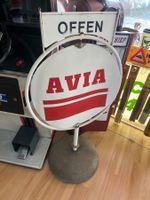 AVIA - Werbe-Schild