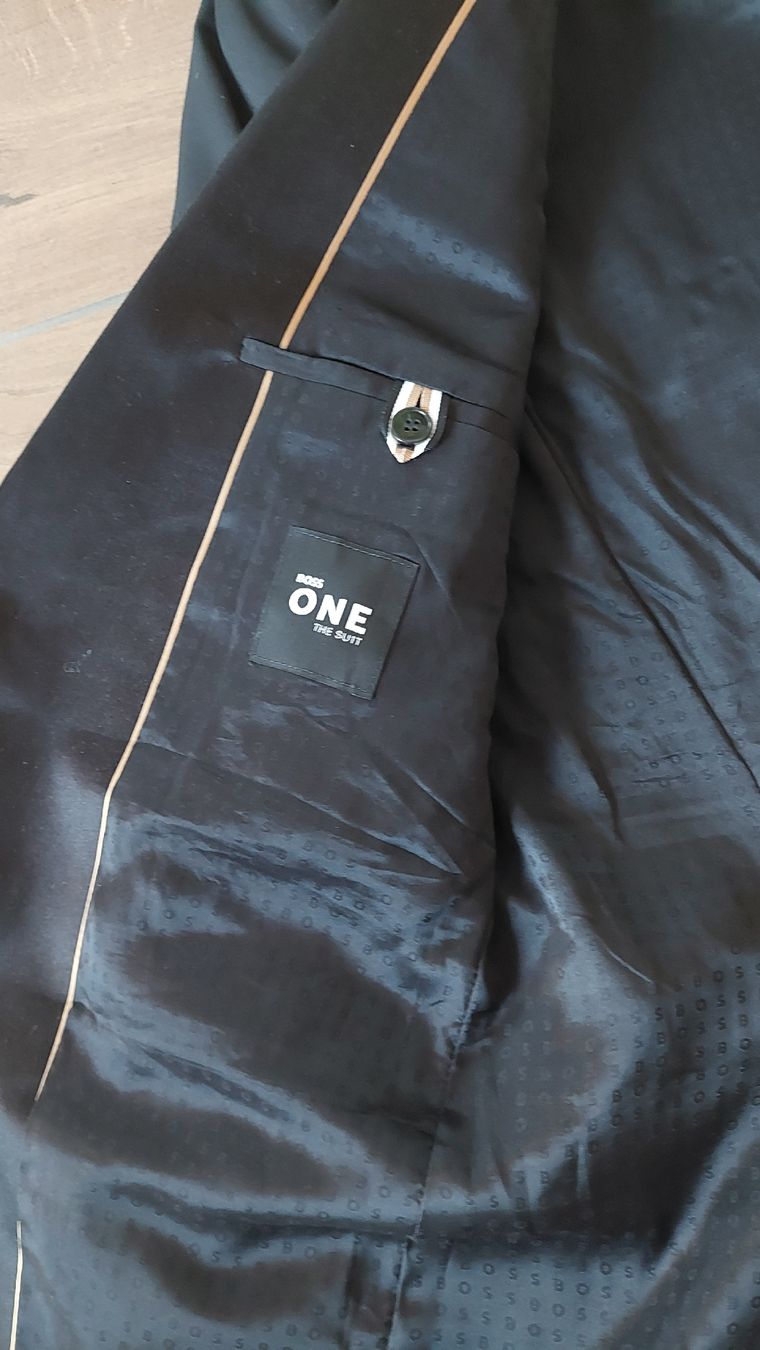 Hugo Boss Completi: BOSS The One Anzug Gr.46 – Nuovo (secondo la descrizione) da Dübendorf venduto da huebi01 4
