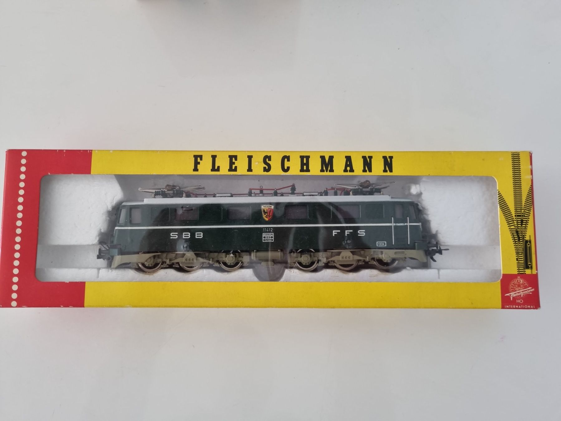 Fleischmann Modellini di ferrovie: Fleischmann SBB Ae 6/6 E-Lok 4370  H0 GS – Usato da Zürich venduto da nibadi 2