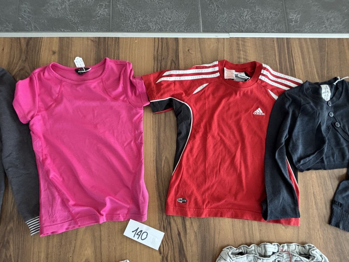 Lotti & Set di vestiti: Kleiderset Mädchen Gr.140 und 140/146 – Usato da Büsserach venduto da Zimtstaernli19 3
