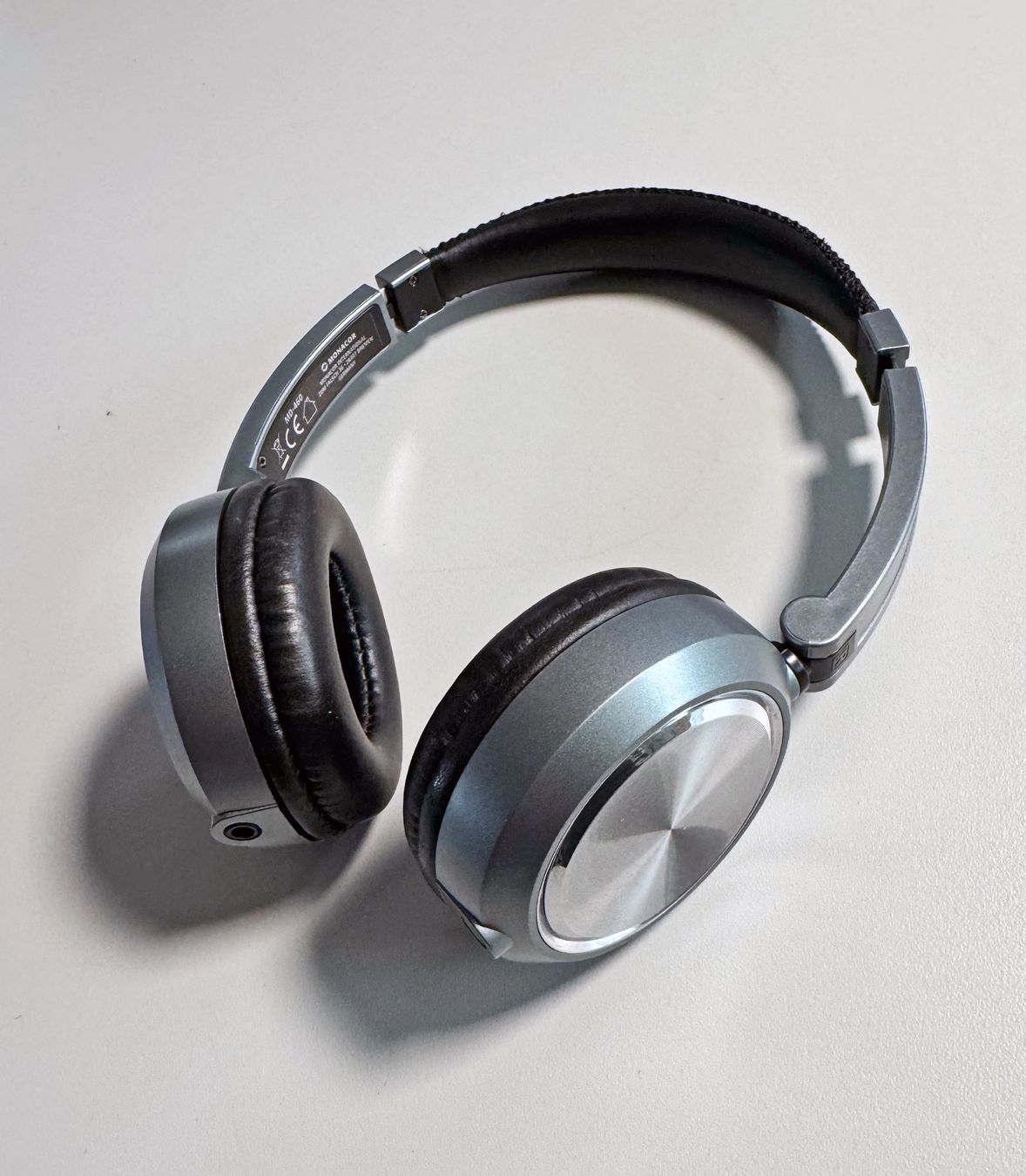 Cuffie: Monacor MD460 Design Stereo Kopfhörer Headphone – Usato da Zürich venduto da KunsthausZH