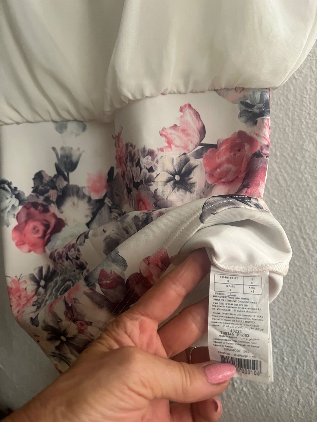 Pimkie Vestiti: SommerKleid weiss/bunt Grösse S – Usato da Bern venduto da kaeffy 3