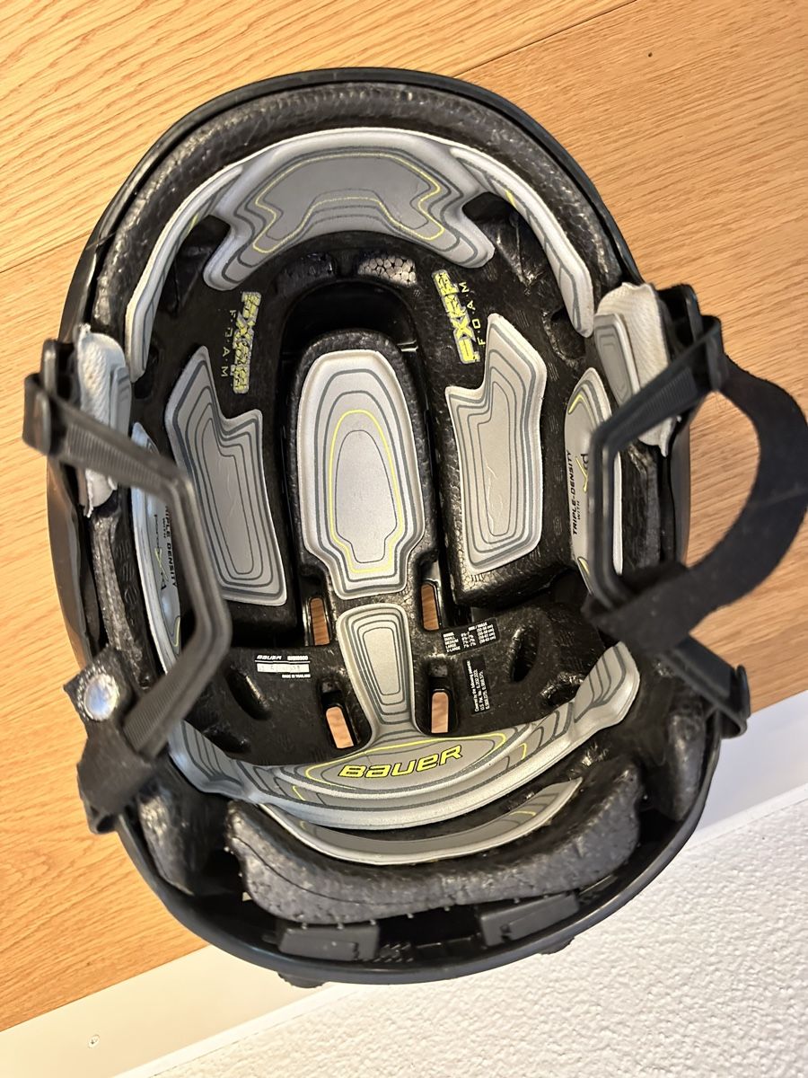 Bauer Helme: Bauer Eishockeyhelm Senior Grösse L – schwarz – Gebraucht aus Sursee von Spidie89 3