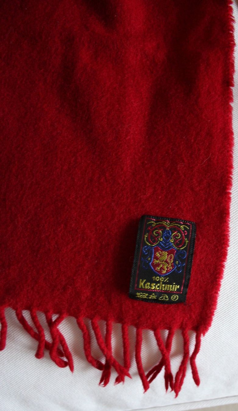 Foulard & Sciarpe: Schal bordeauxrot Kaschmir – Usato da Flüelen venduto da Diversicum-Vintage 2