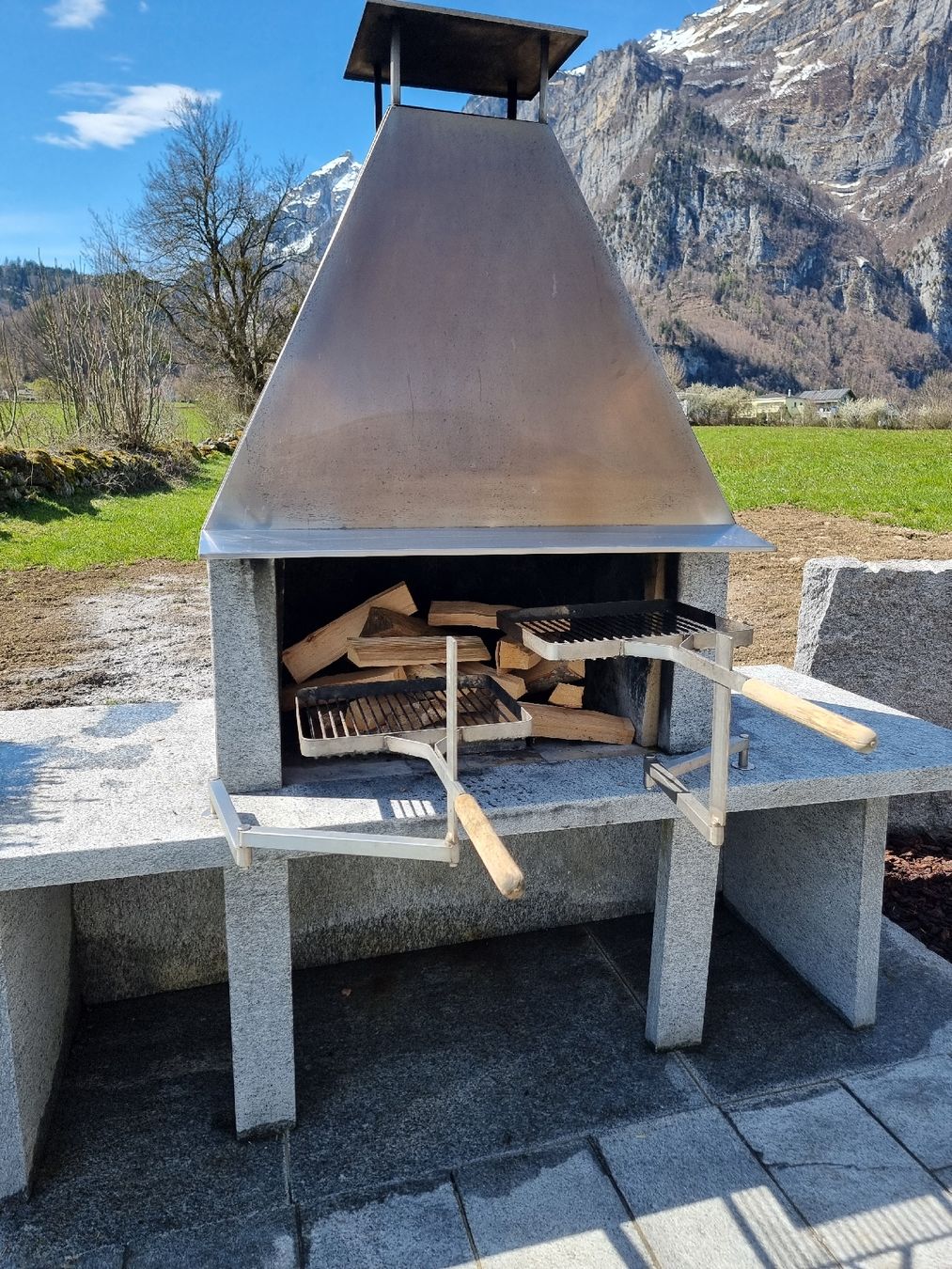 Grils: Garten Cheminée Granit XXL – D'occasion à Glarus par adler112 8
