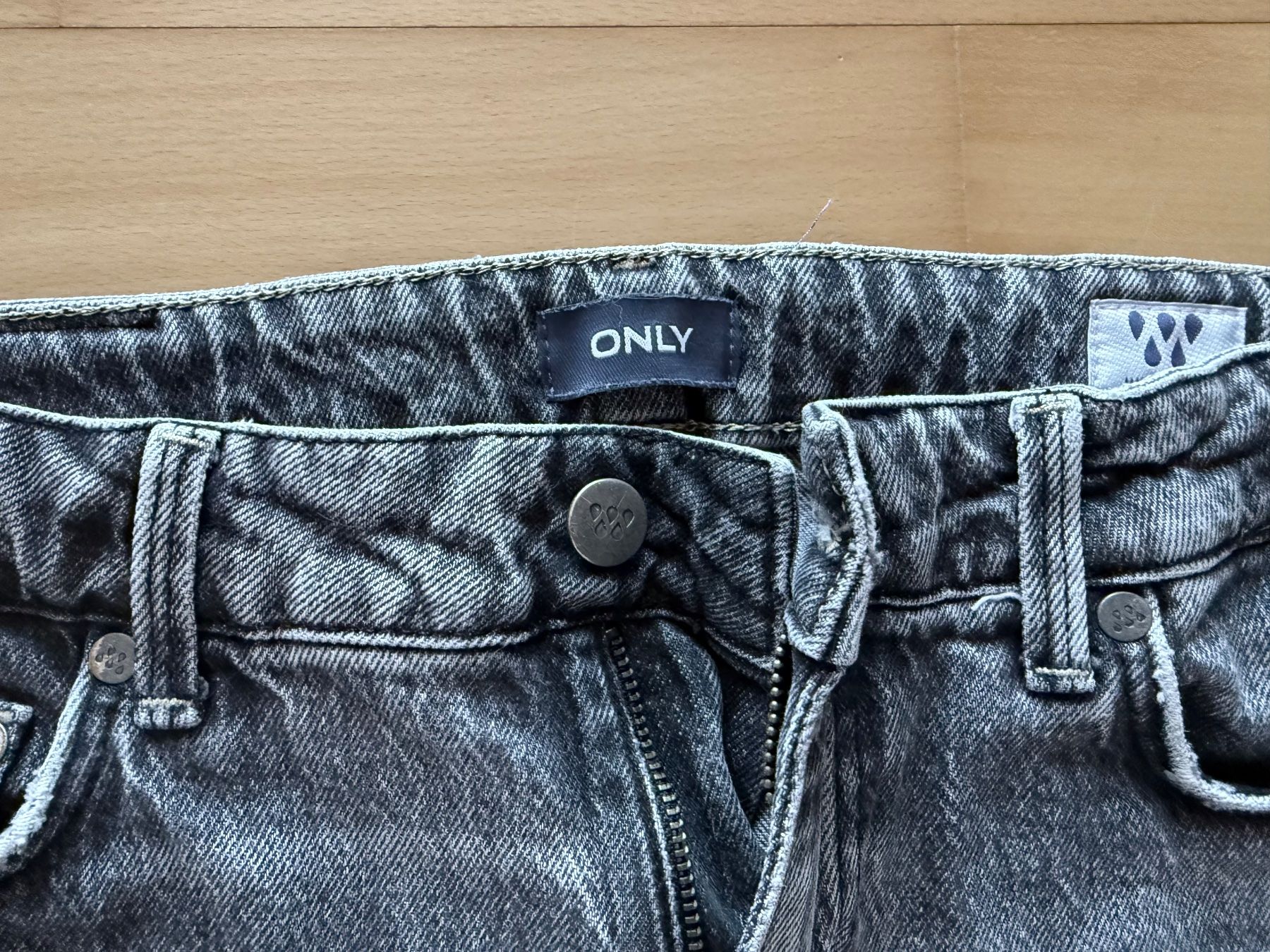 Only Pantaloni: only Jeans Grösse 152 Grau – Usato da Wallbach venduto da logologo01 1