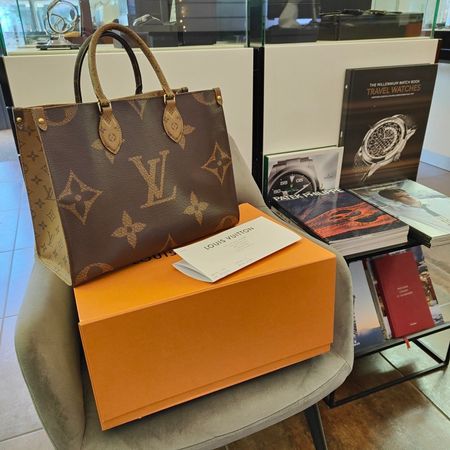 Sac à main Louis Vuitton OnTheGo MM