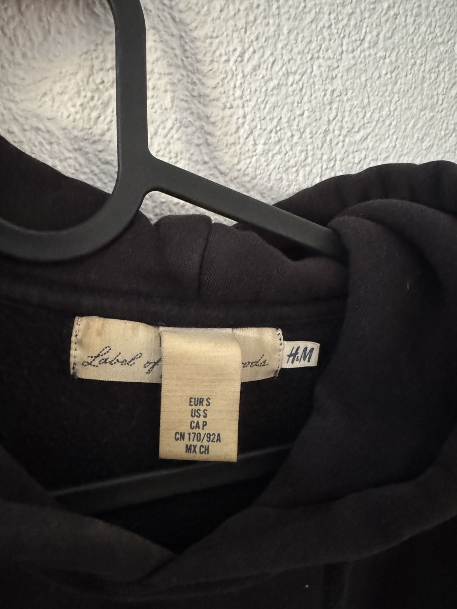 H&M Maglioni & Felpe: Hoodie – Usato da Effretikon venduto da ajl_rwt5 1