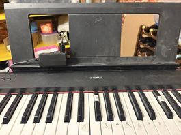 Yamaha Keyboard