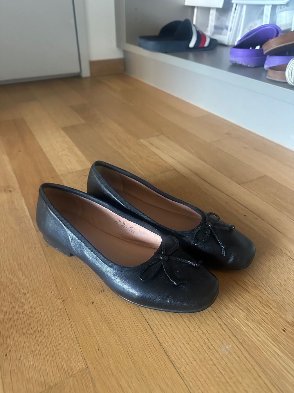Ochsner Shoes Damenschuhe: Varese Ballerina schwarz – Gebraucht aus Zürich von Luzern033