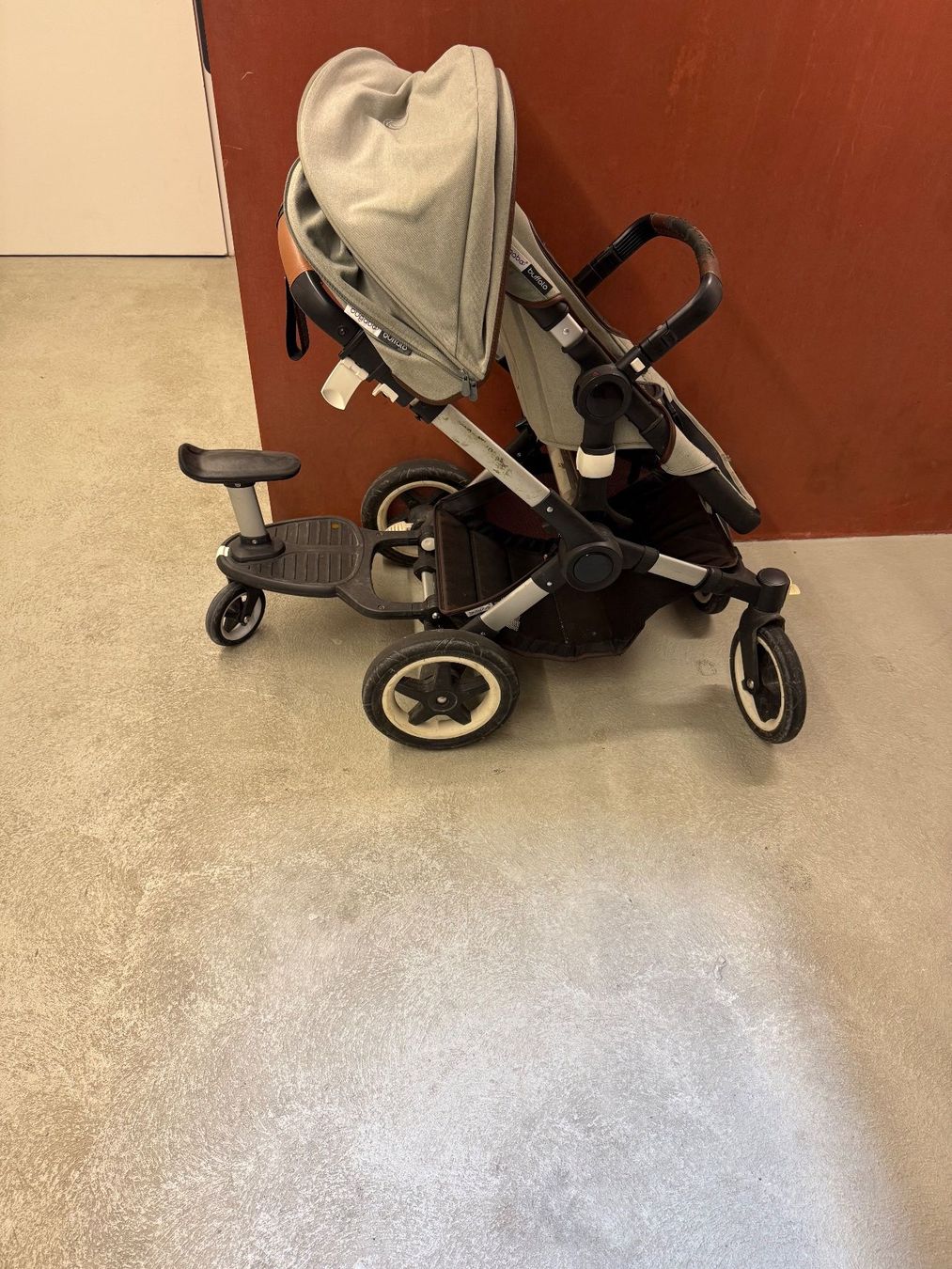 Bugaboo Carrozzine: Bugaboo Buffalo Kinderwagen mit Buggyboard – Usato da Wädenswil venduto da billagrios