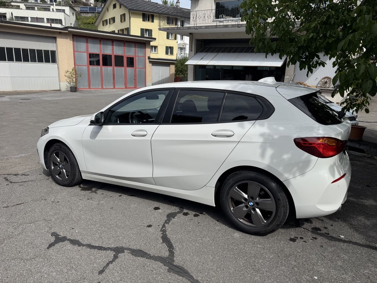 BMW Automobili: BMW 118i 56000km – Usato da Mitlödi venduto da elo_2hqj 2