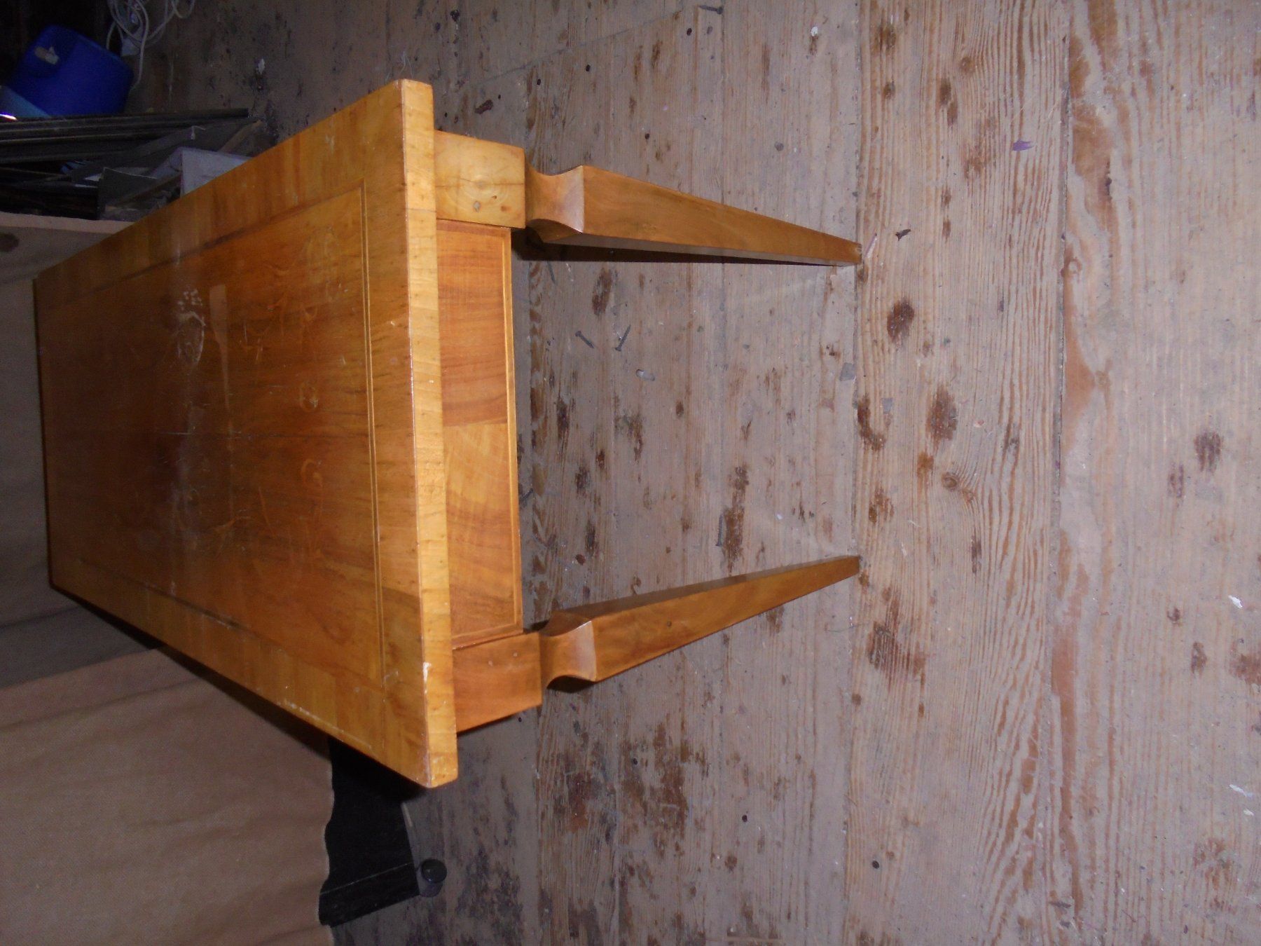 Tavoli: Holz Salon-/Beistelltisch – Usato da Rüschegg-Heubach venduto da Ofen111 3