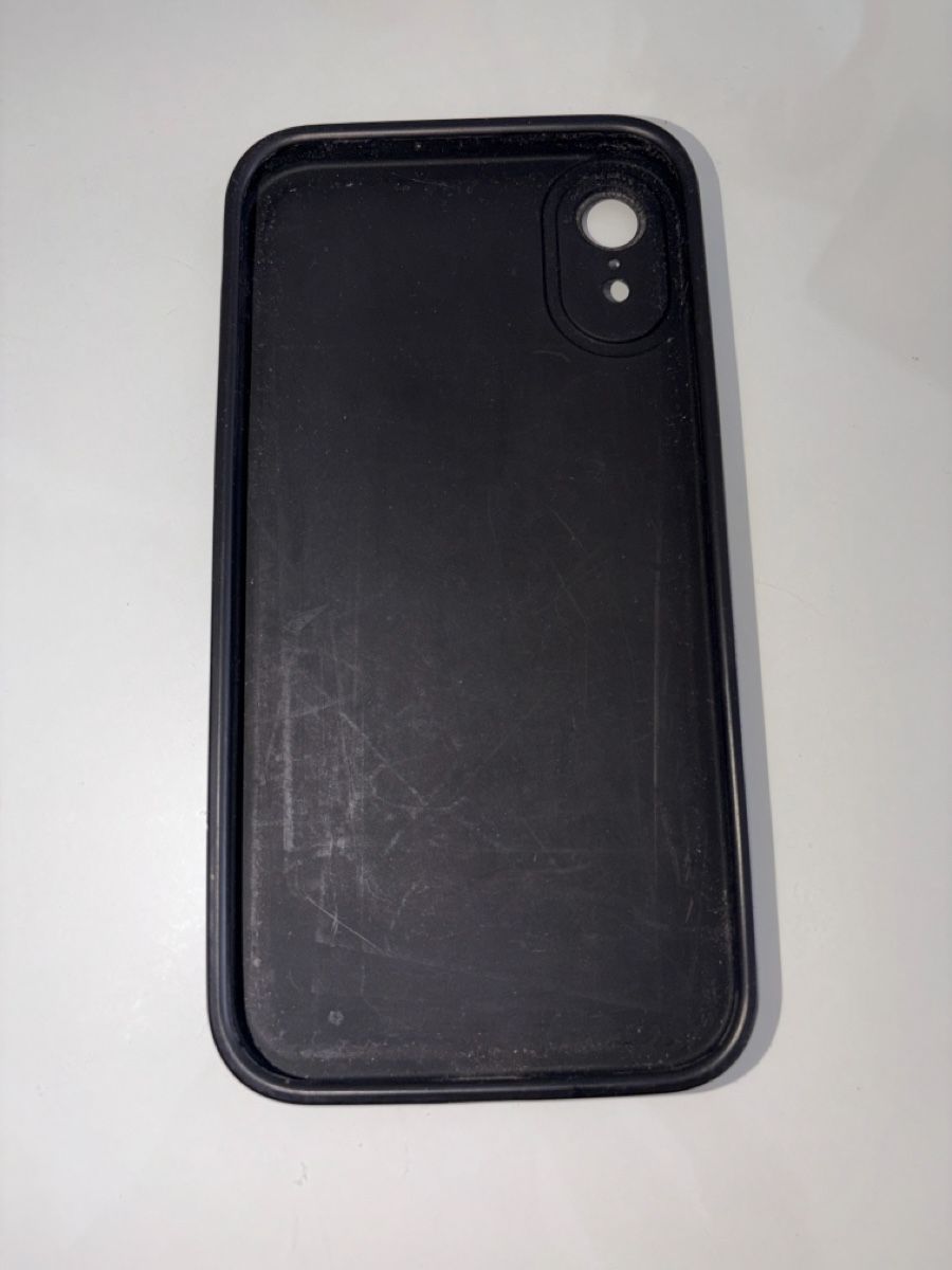 Cover & Protezioni schermo: Iphone XR Hülle – Usato da Basel venduto da SaraaaS060201 1