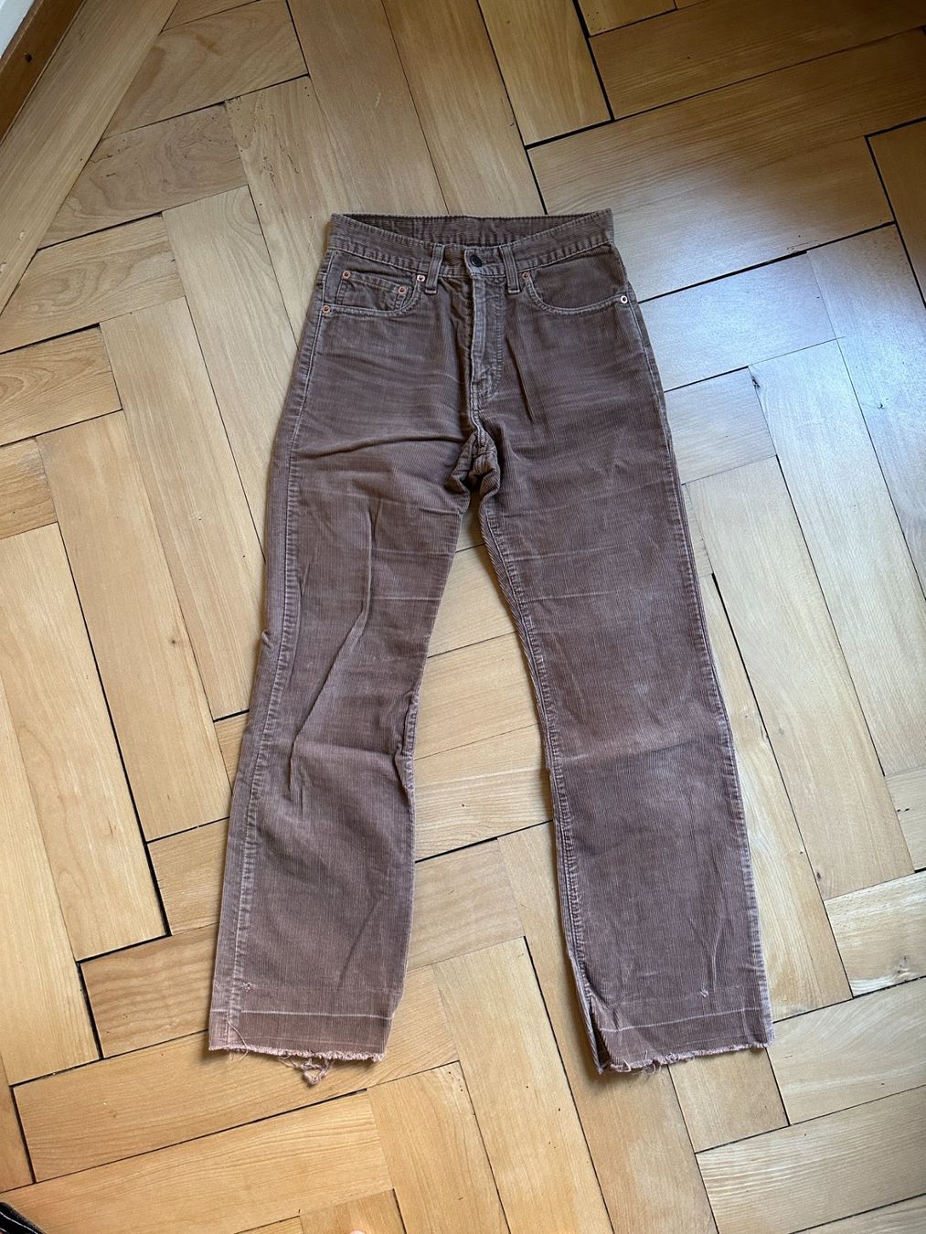 Levi's Hosen: LEVIS - Cordhose braun W27 L32 – Gebraucht aus Zürich von Diazaio