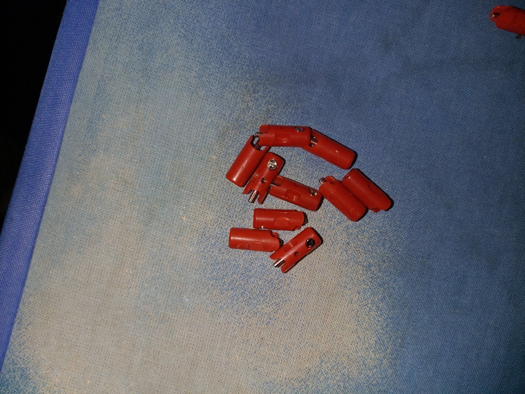 Märklin Modellini di ferrovie: 10 Stecker Märklin – Usato da Carona venduto da hrk70