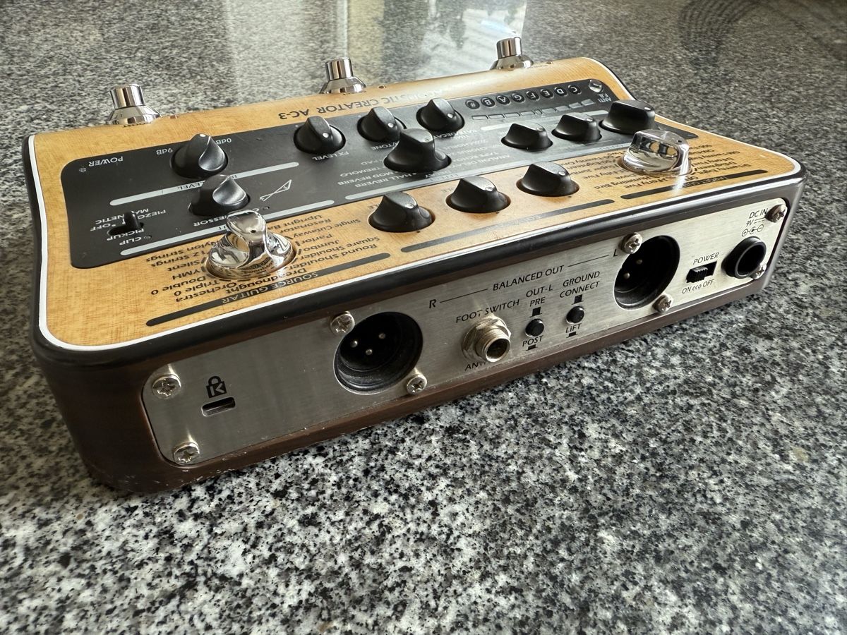 Zoom Strumenti musicali: Zoom acoustic creator AC-3 Pedale  – Usato da Vevey venduto da vui_98f5 5
