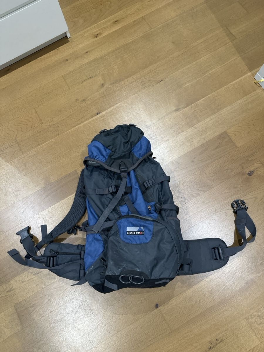 Rucksäcke: reiserucksack – Gebraucht aus Dozwil von muffling 1