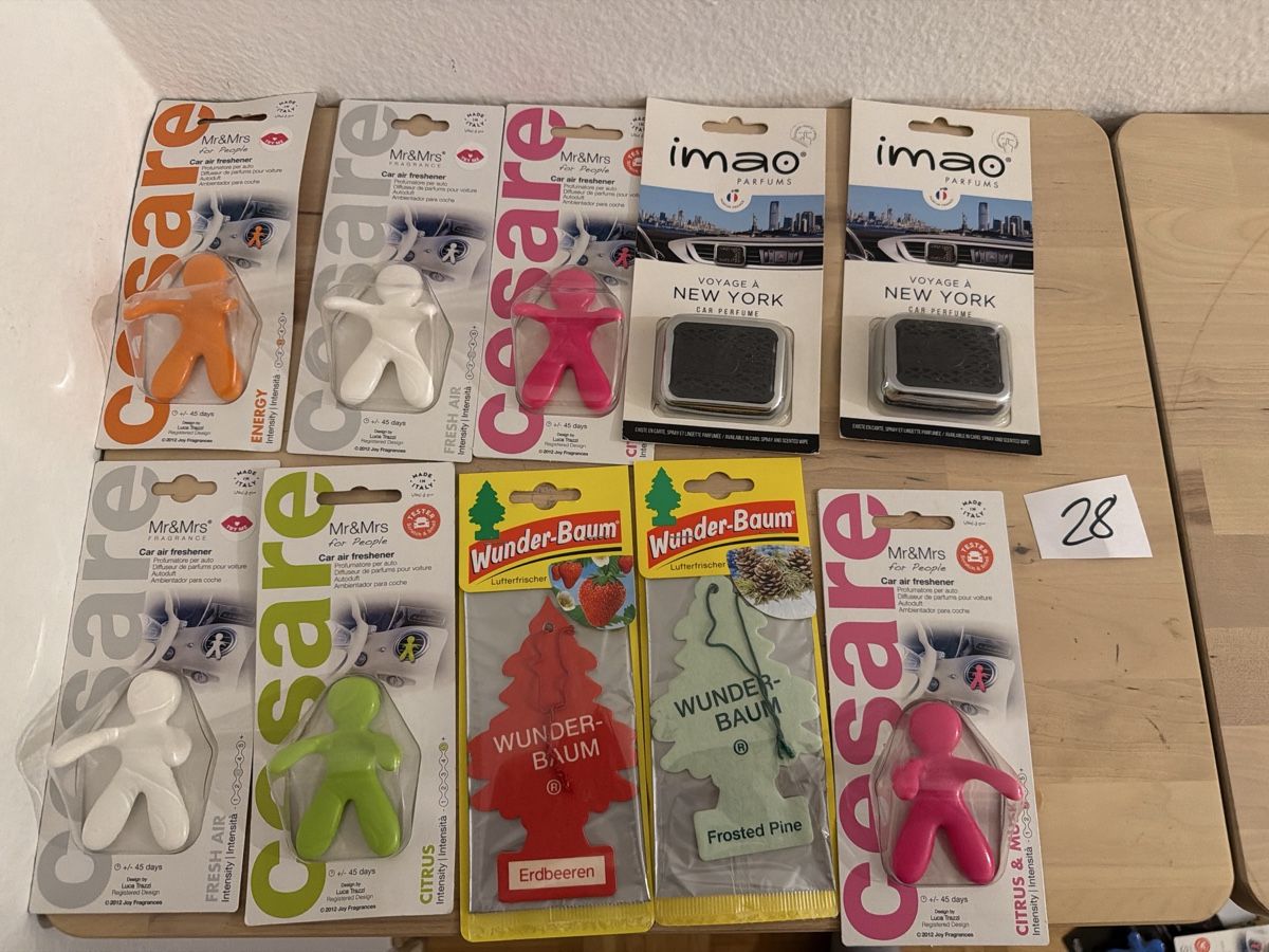 Deodoranti per ambiente: Autoduftbäume 10stk diverse 28 – Nuovo e nell'imballaggio originale da Kloten venduto da sze_wb99
