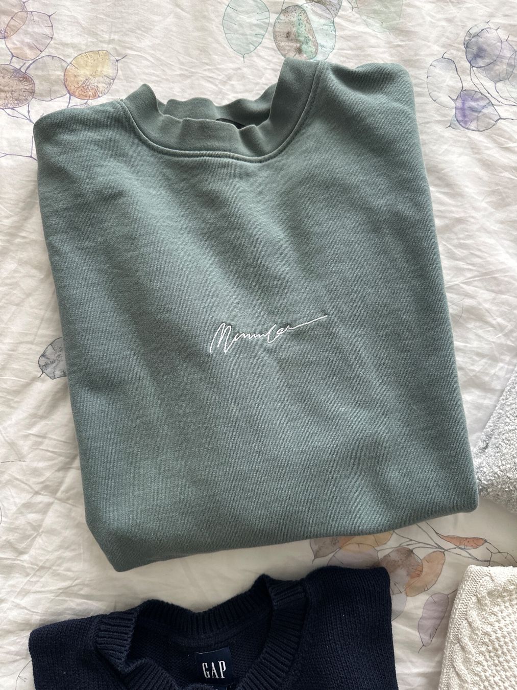 Lotti di vestiti: Schöne bequeme Pullis – Usato da Ormalingen venduto da nude.knits 3
