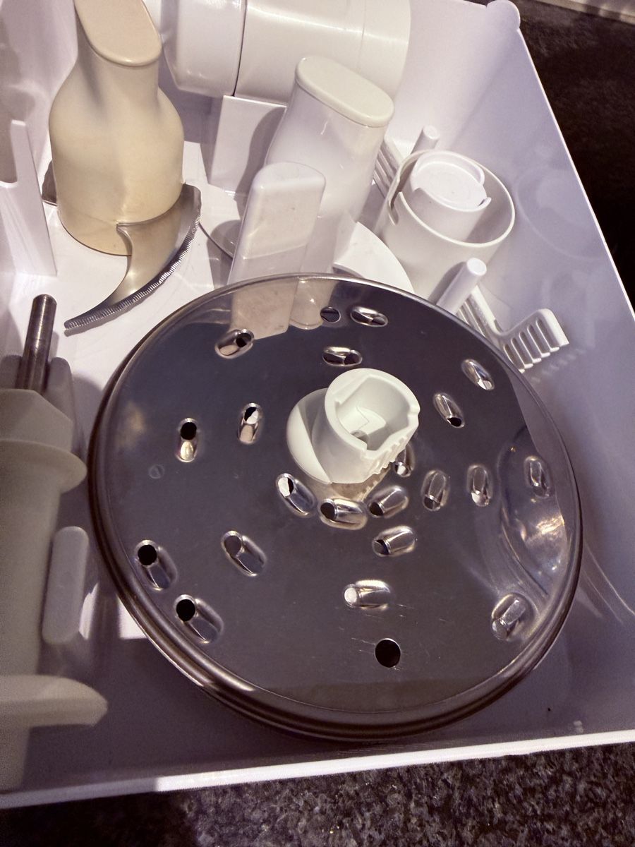 Kitchenaid Elettrodomestici da cucina: Kitchen Aid Artisan Food Processor – Usato da Luzern venduto da Joonster123 2