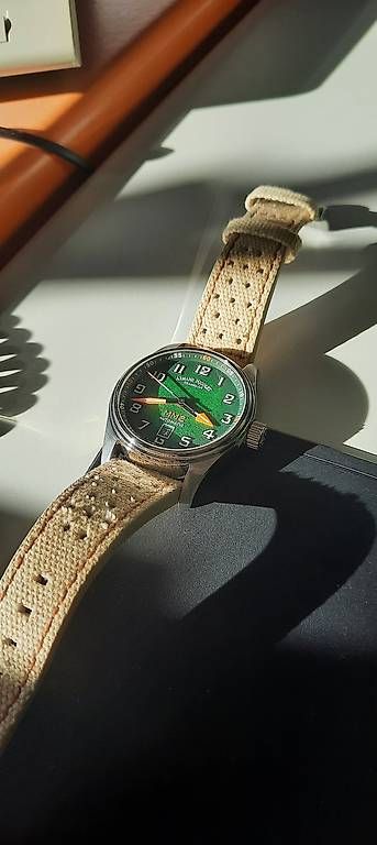 Armand Nicolet Orologi: Montre / Watch Armand Nicolet MM2 – Usato da Verbier venduto da Plav_ 1