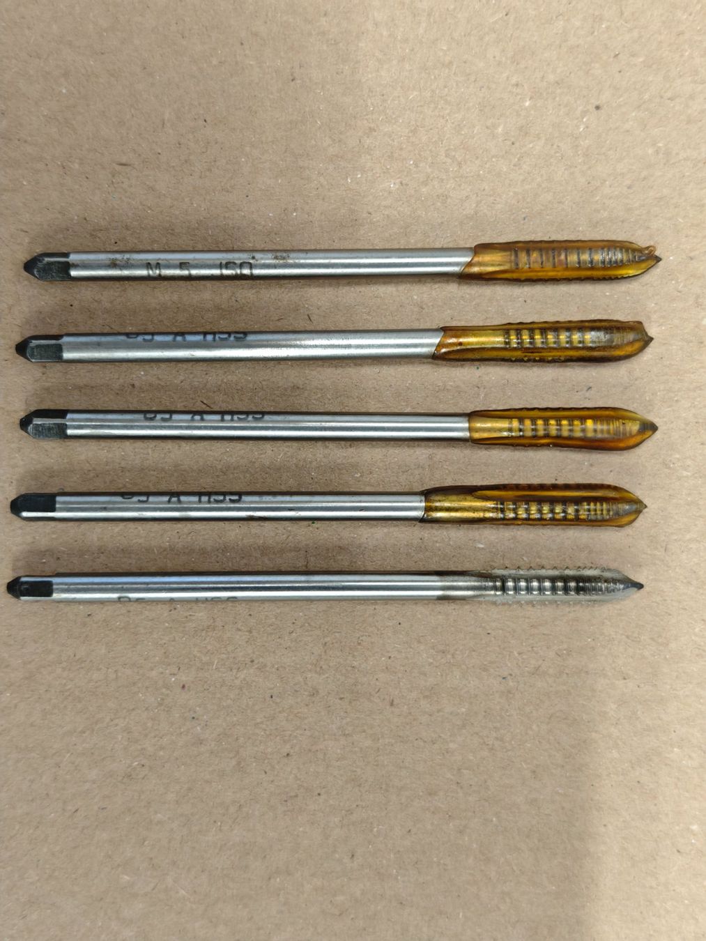 Tutti gli attrezzi: Gewindebohrer M5 Aluminium – Nuovo e nell'imballaggio originale da Pfäffikon ZH venduto da 1252 2