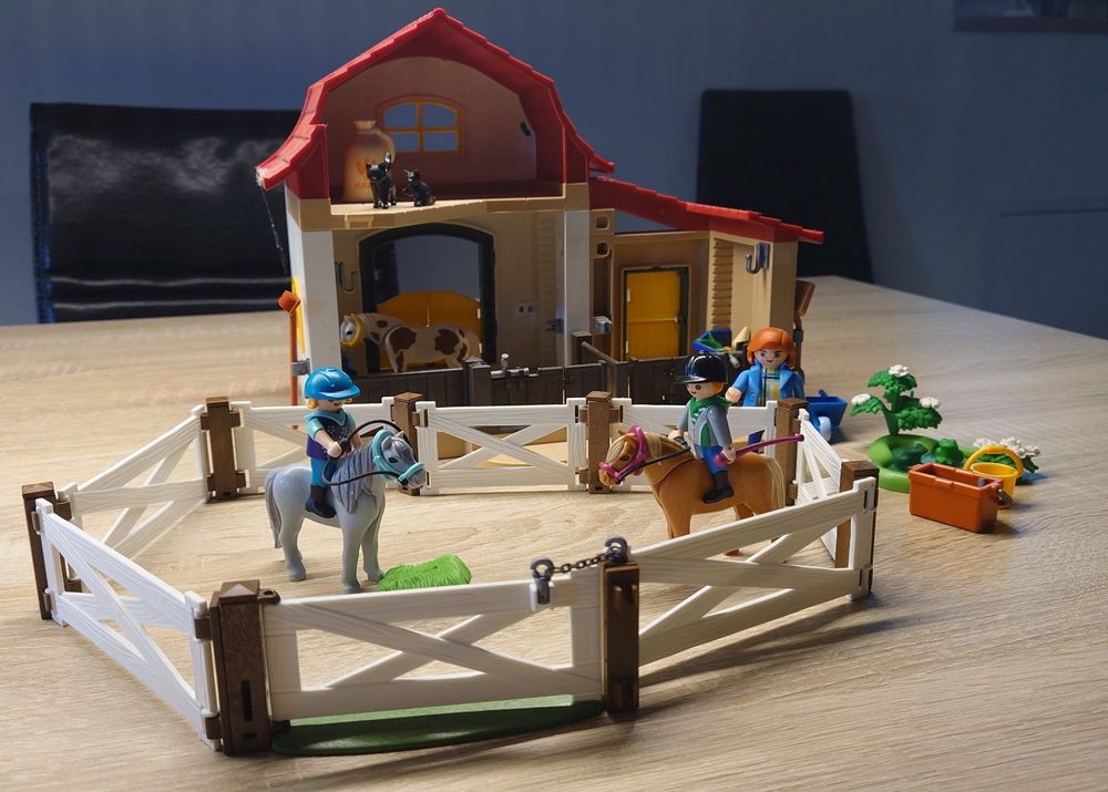  Playmobil Ponyhof 