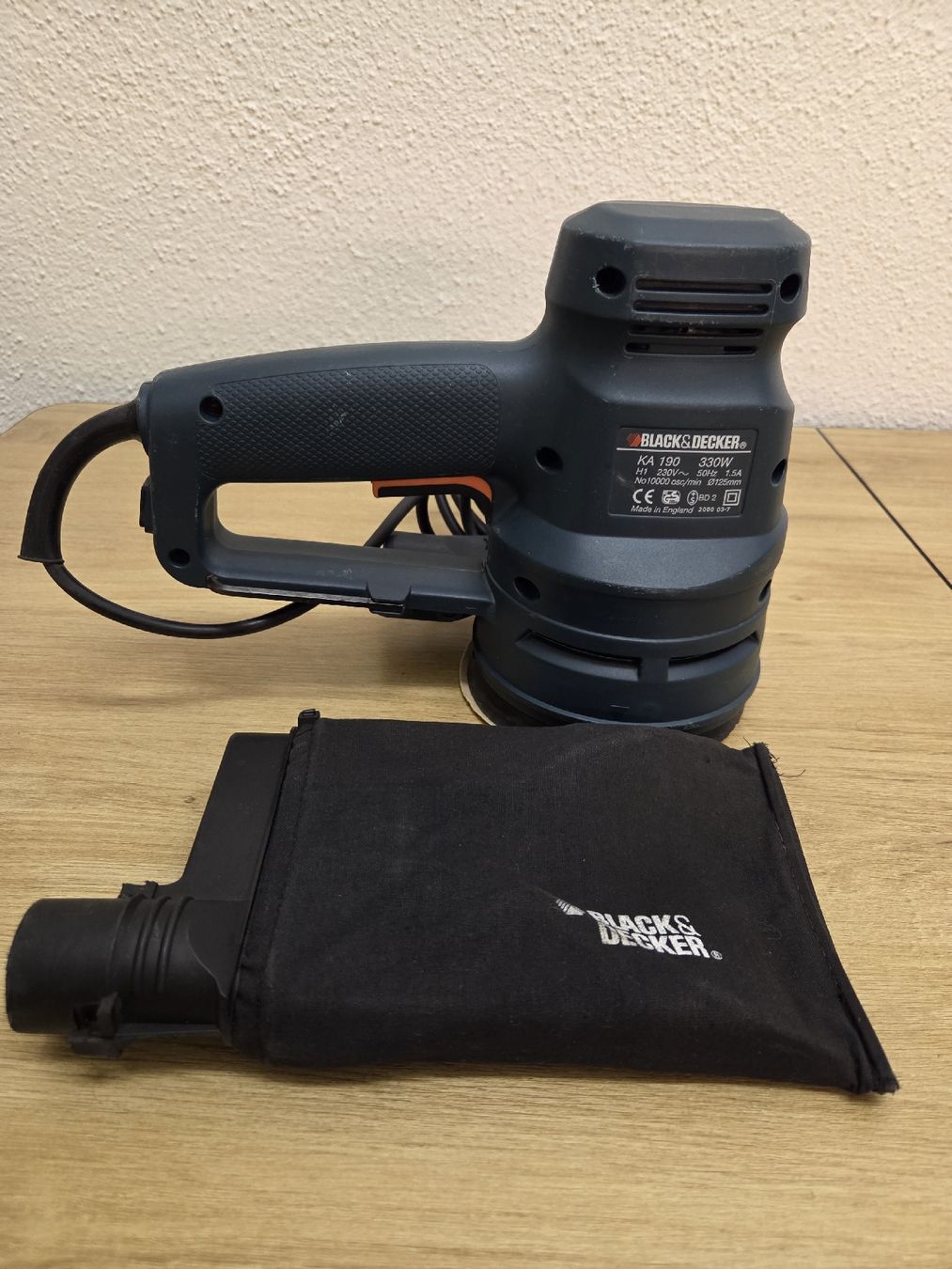 Smerigliatrici & Lucidatrici: Black & Decker Exenterschleifer KA 190 – Usato da Zürich venduto da fiat72 3
