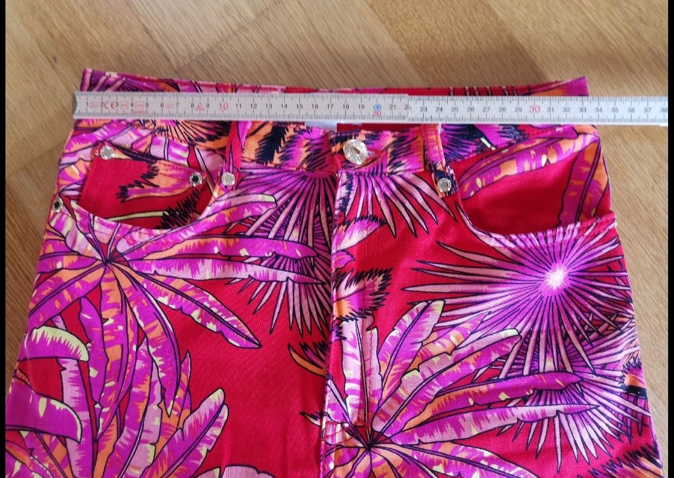Pantalons: Versace for h&m, Hose Gr. 36 – Neuf (Voir description) à Lyss par Shantishiva 2