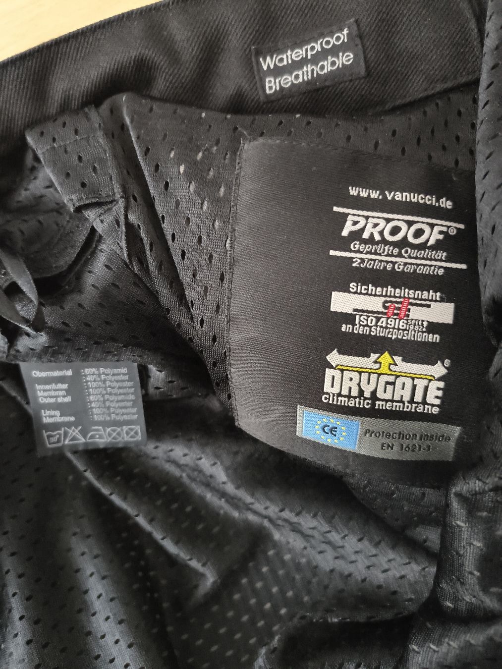 Vanucci Pantaloni: Vanucci Motorrad Textilhose – Usato da Luzern venduto da Kuro 2