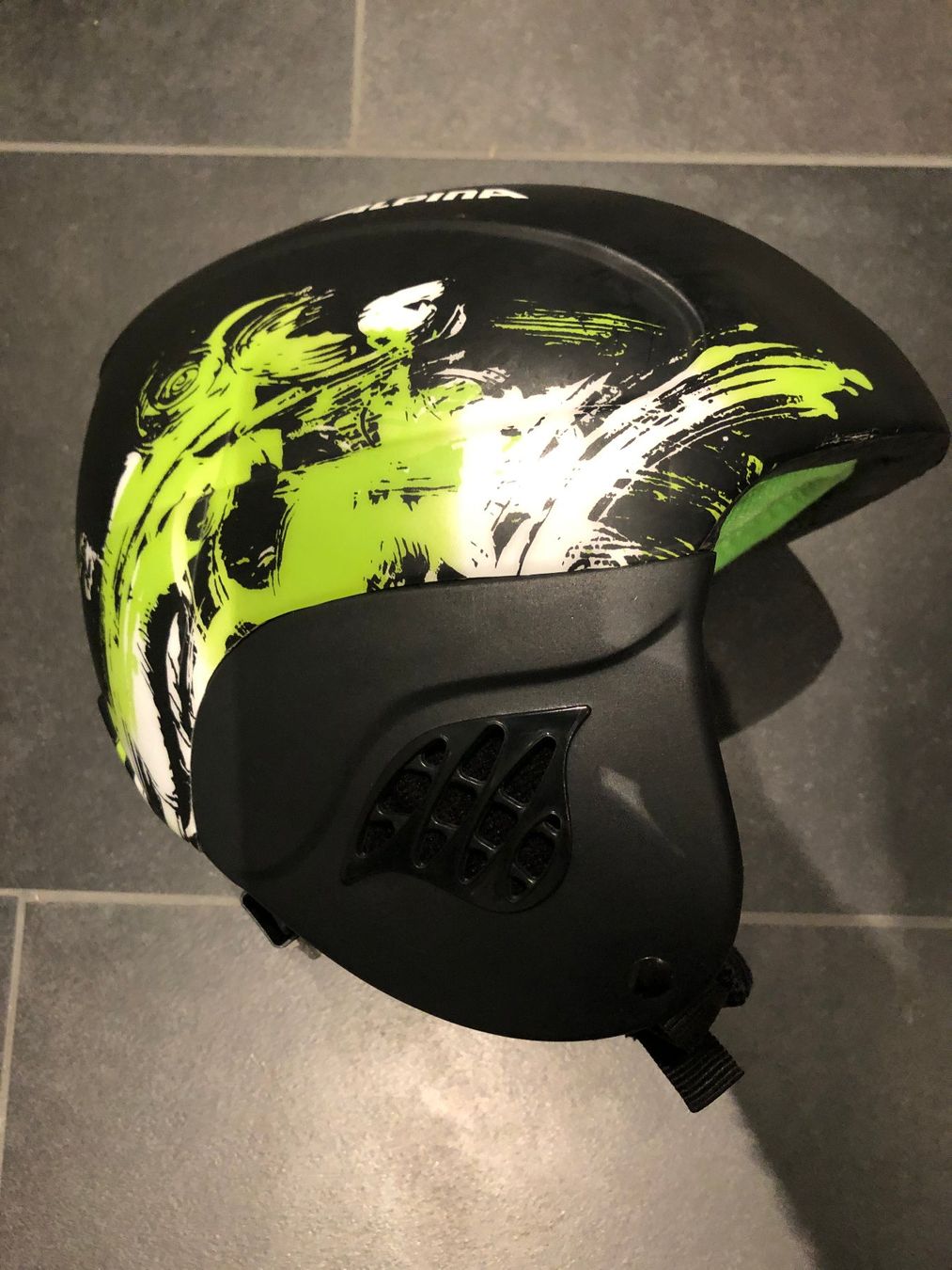 Alpina Helme: Kinderskihelm Grösse 51-55 – Gebraucht aus Wetzikon ZH von Spinnjogerl 1