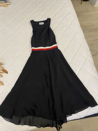 ANNONCE ROBE — TOMMY HILFIGER X GIGI HADID