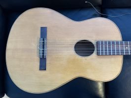 Alte Gitarre A&R Halb Akustisch