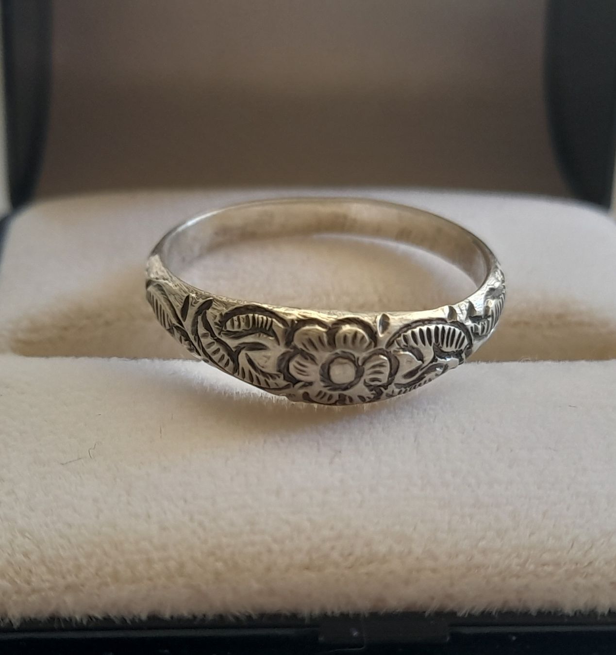 Anelli: Bague ancienne en argent 800 – Usato da Lausanne venduto da Glam-Luxe 1