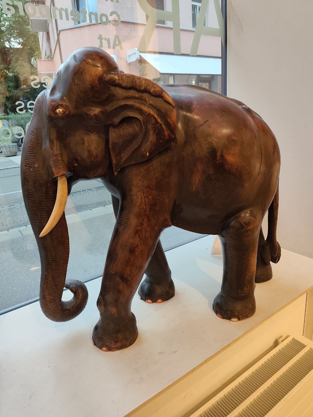 Figuren: Holz Elefant  – Gebraucht aus Zürich von Top-Deal-Schweiz