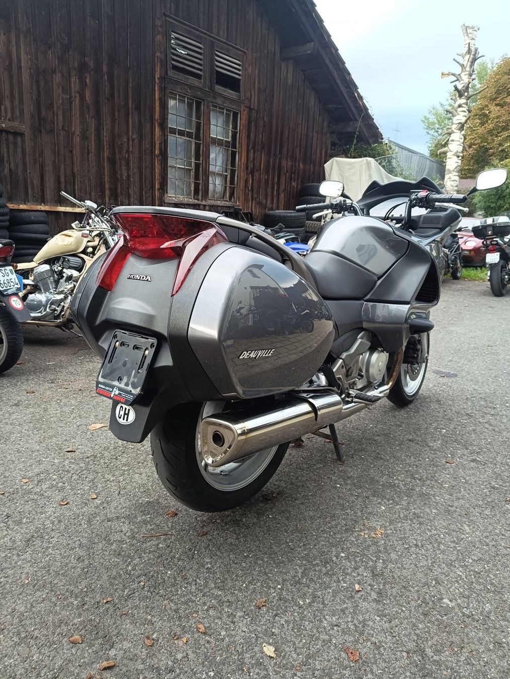 Honda Touring: Honda NT 700 – Gebraucht aus Buchs SG von ClassicGarageHauser 2