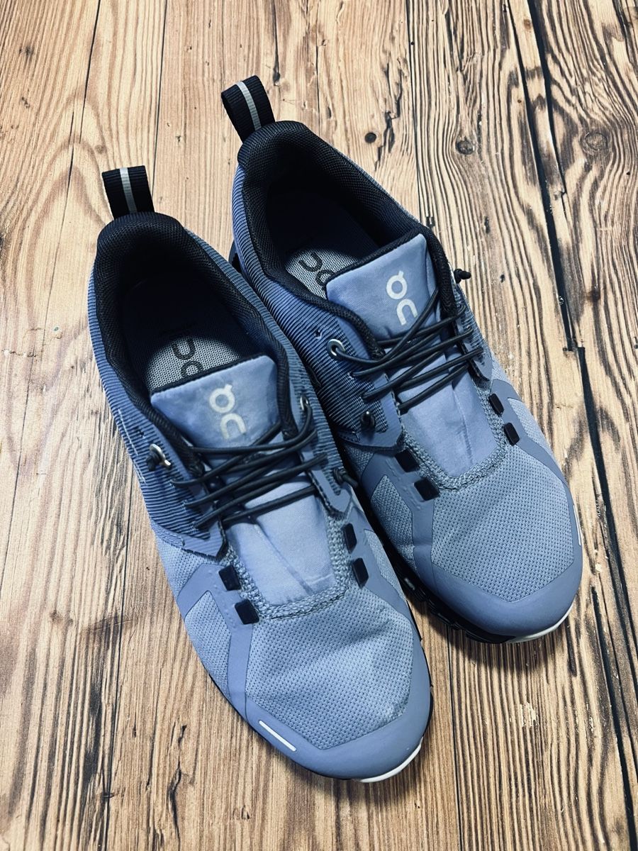 On Chaussures femmes: ON Cloud Waterproof Schuhe Blau Gr. 38 Top – D'occasion à Scuol par onf_rlc6 1