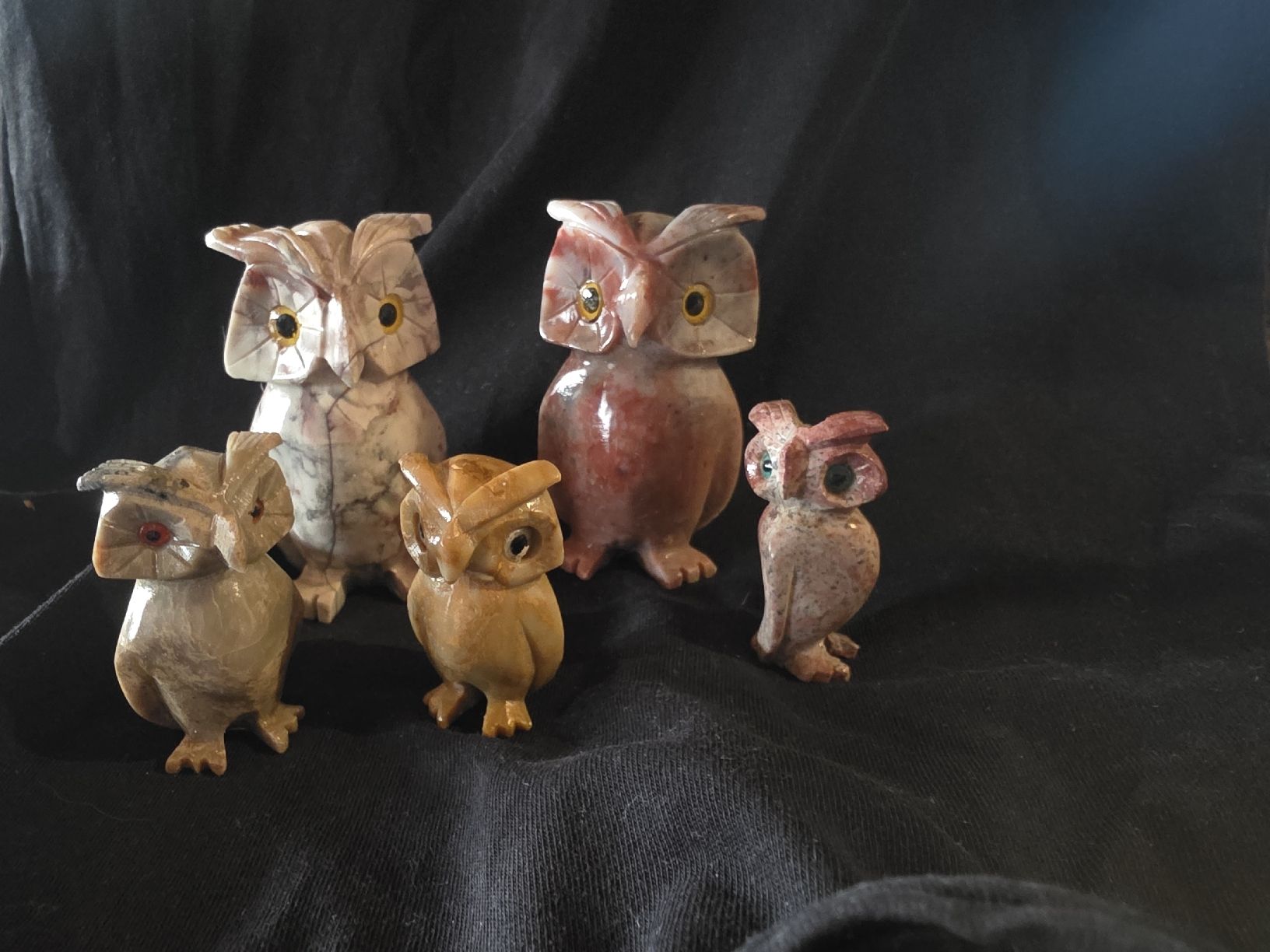 Statuette: Speckstein Eulen Figur 5 stk.alli zämä ein Preis geschnitzt – Nuovo (secondo la descrizione) da Rickenbach BL venduto da nicole611 1