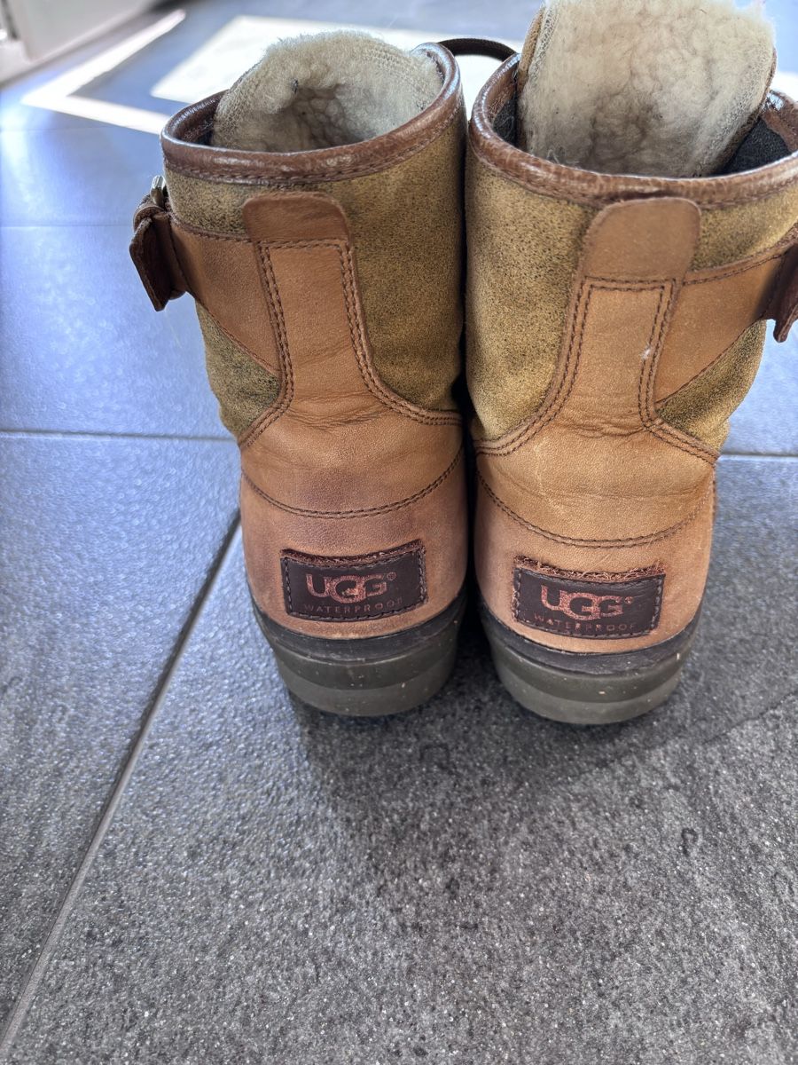 Ugg Damenschuhe: Uggs Boots – Gebraucht aus Dübendorf von S1973E 2