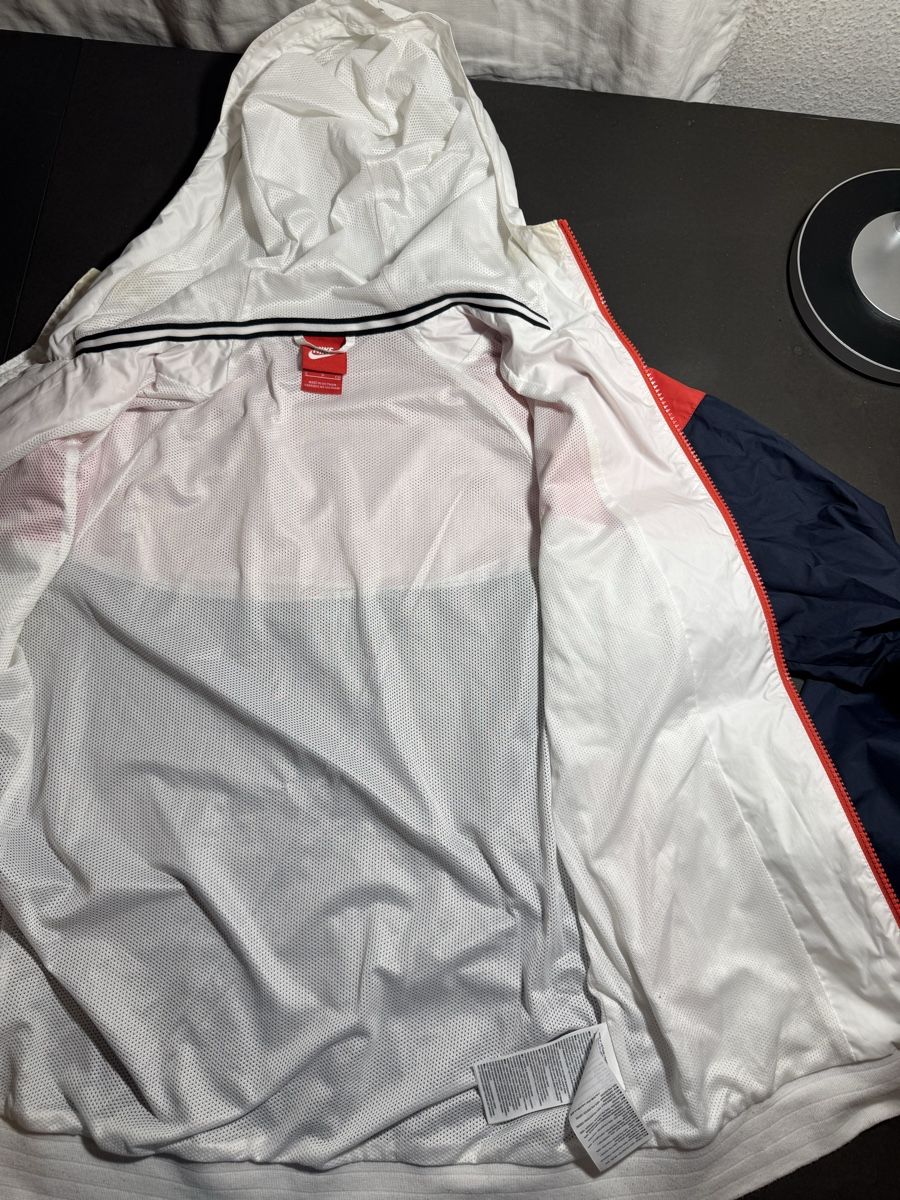 Nike Giacche: Nike Windbreaker – Usato da Bern venduto da jan_bfn5 2